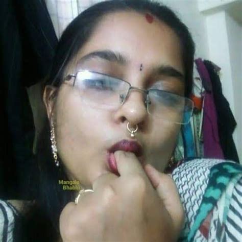 roshan bhabhi xxx|Indian Bhabhi Roshni Porn Videos